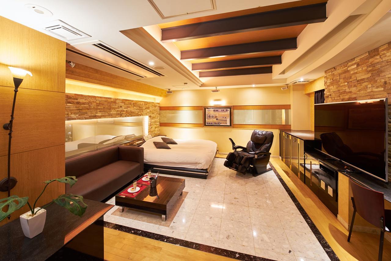 Hotel Aqua Blue Yokosuka (Adults Only) Экстерьер фото