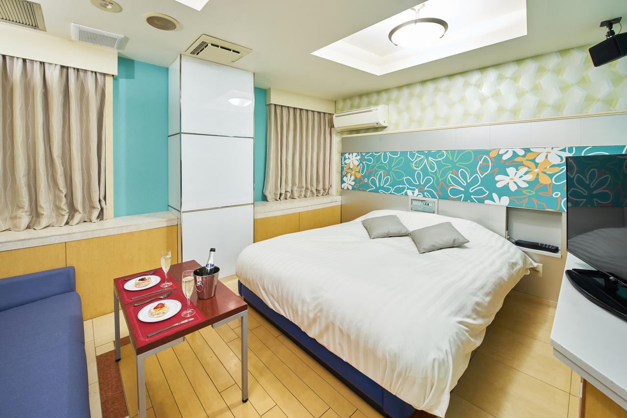 Hotel Aqua Blue Yokosuka (Adults Only) Экстерьер фото