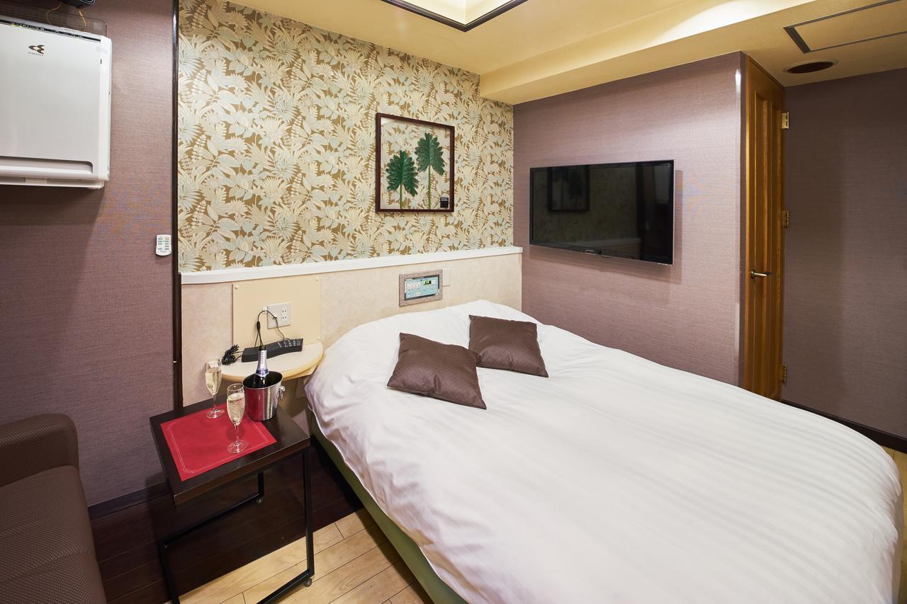 Hotel Aqua Blue Yokosuka (Adults Only) Экстерьер фото