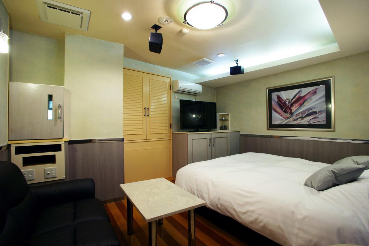 Hotel Aqua Blue Yokosuka (Adults Only) Экстерьер фото