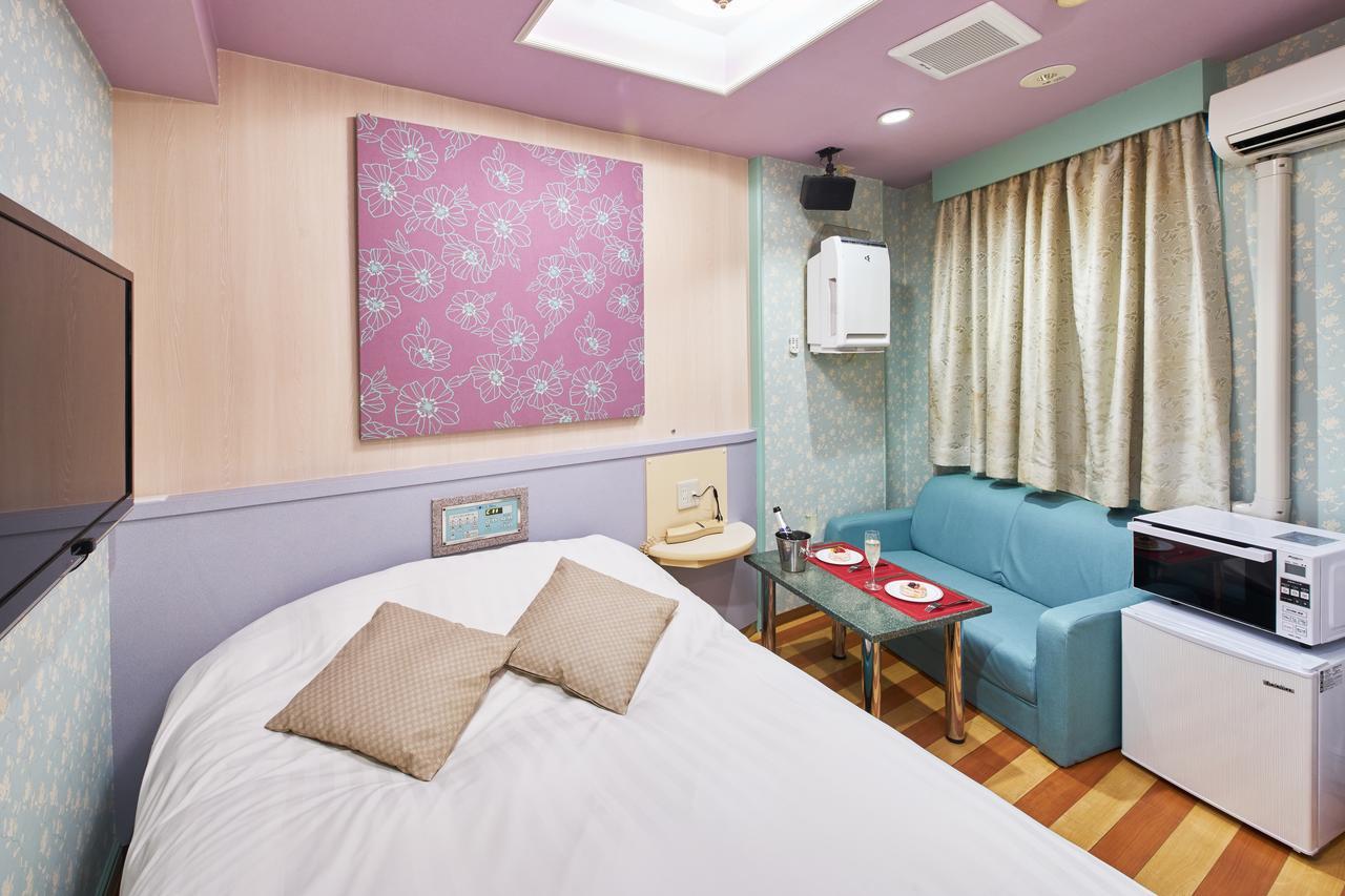 Hotel Aqua Blue Yokosuka (Adults Only) Экстерьер фото