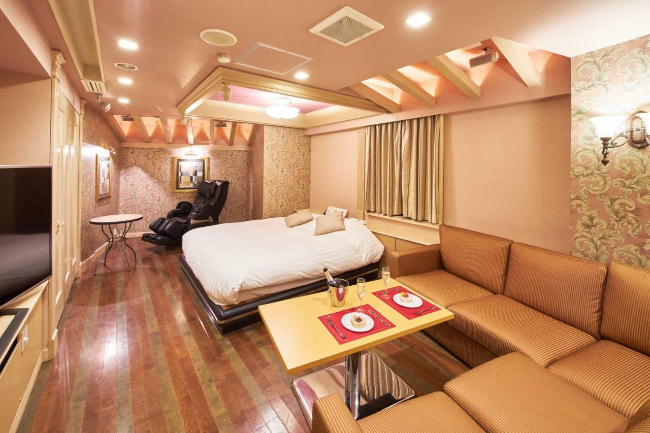 Hotel Aqua Blue Yokosuka (Adults Only) Экстерьер фото